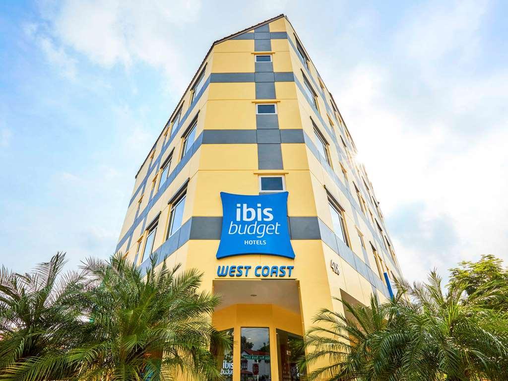 Ibis Budget Singapore West Coast Exterior photo