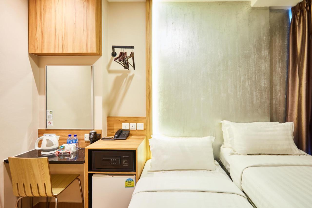 Ibis Budget Singapore West Coast Exterior photo