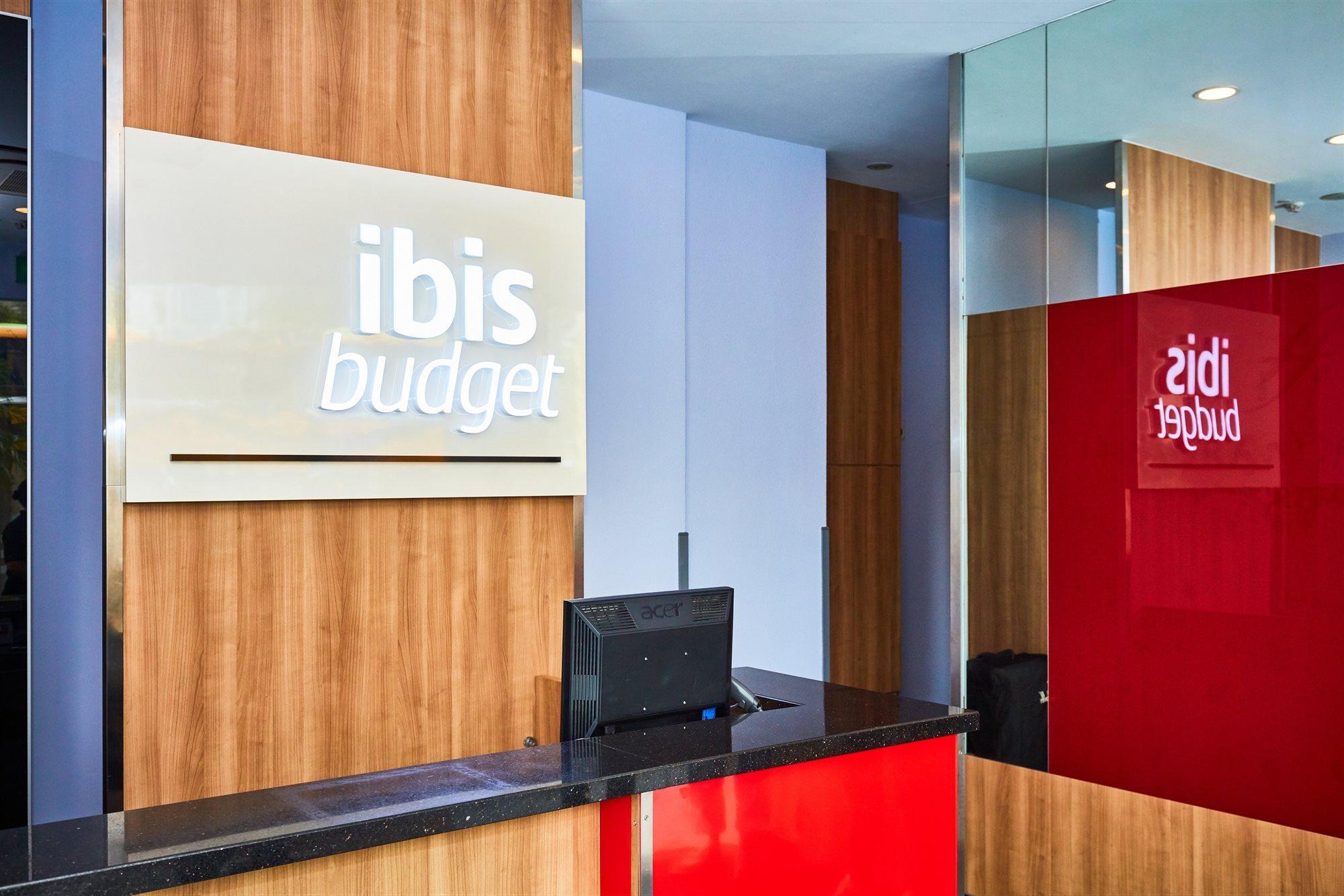 Ibis Budget Singapore West Coast Exterior photo