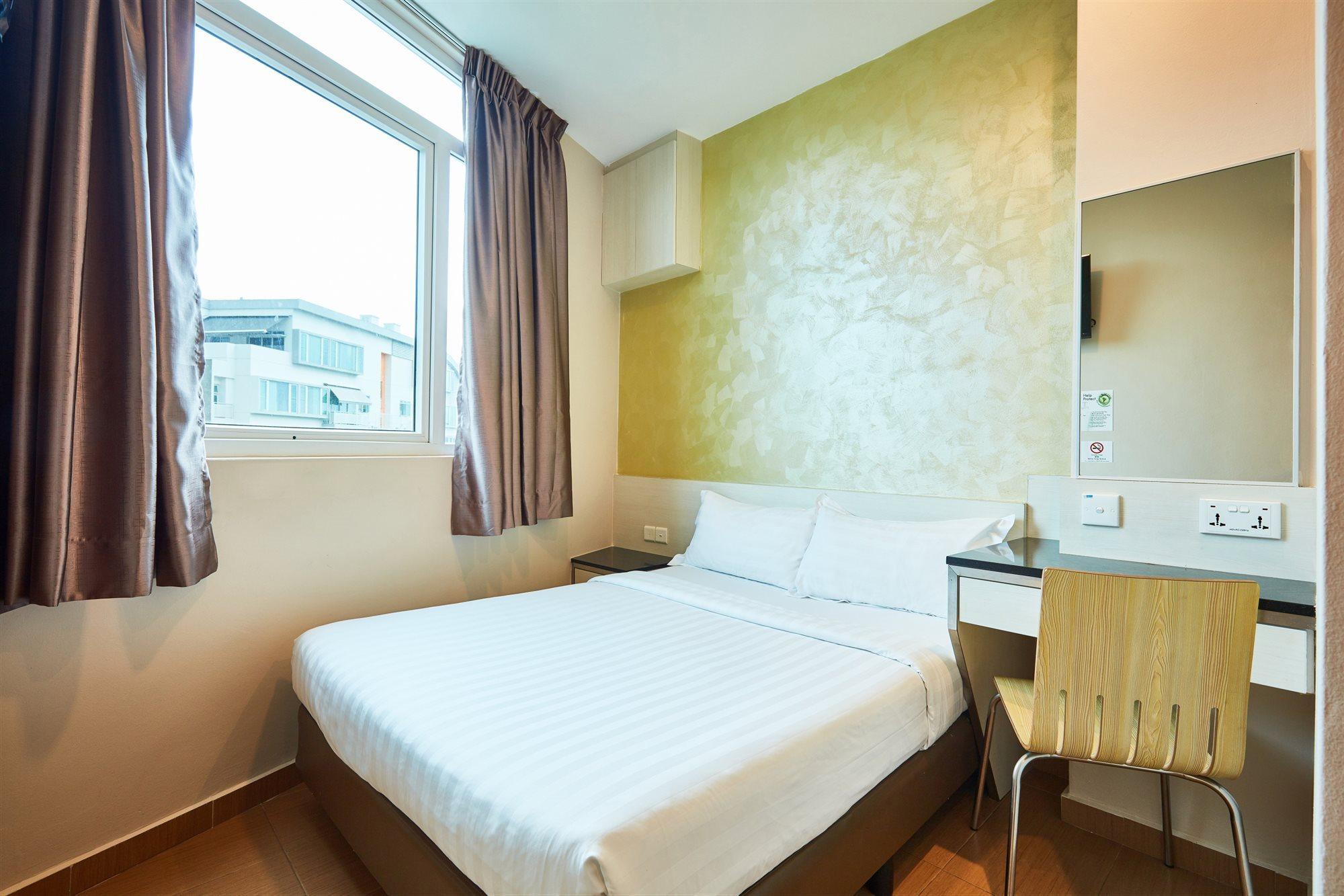 Ibis Budget Singapore West Coast Exterior photo